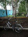 Велосипед — основной транспорт для поездок внутри села.