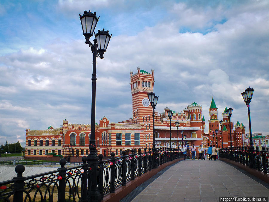 Маленькая столица маленькой республики Йошкар-Ола, Россия Маленькая столица маленькой республики Йошкар-Ола, Россия