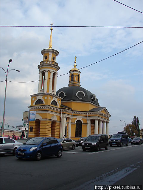 Церковь Рождества Христова. Колокольня церкви Церковь Рождества Христова. Колокольня церкви