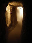 Пещеры подземного г.Каймаклы, коридор на минус третьем этаже.