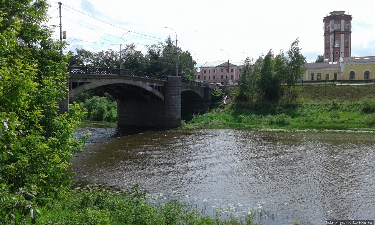 Автомобильный мост через реку Вологда Вологда, Россия