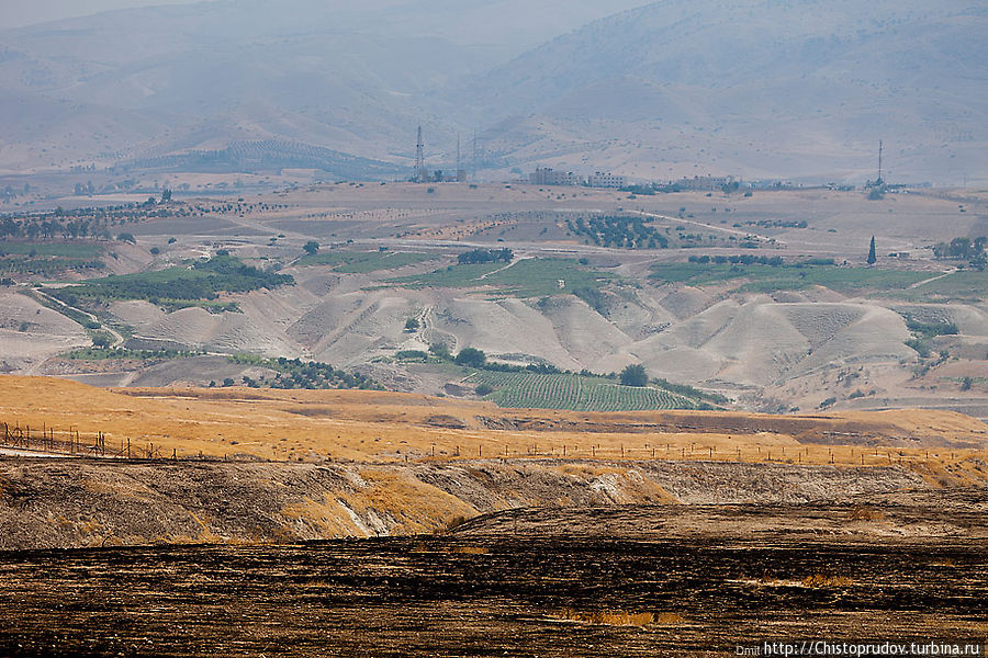 И на десерт — минное поле. На фоне — Иордания. Мертвое море, Израиль