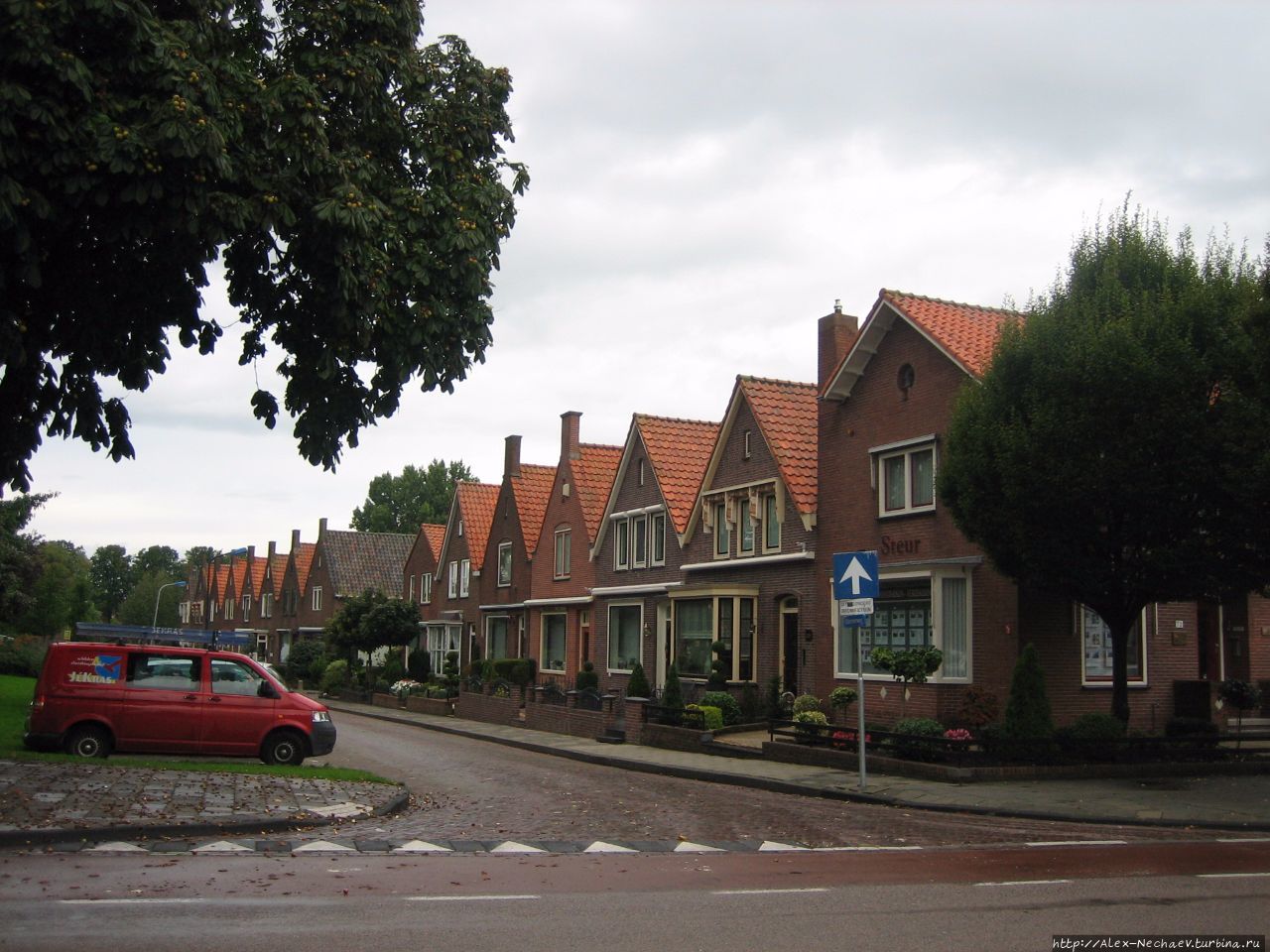 Типичная улочка Волендама Волендам, Нидерланды