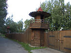 новодельная Томская крепость (детский аттракцион)