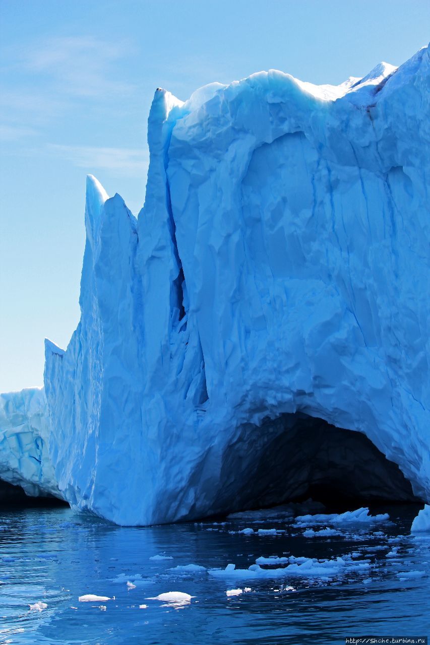 А-а, в Арктике айсберги такой вышины (а-а и такой ширины:)) Фьорд Илулиссат, Гренландия
