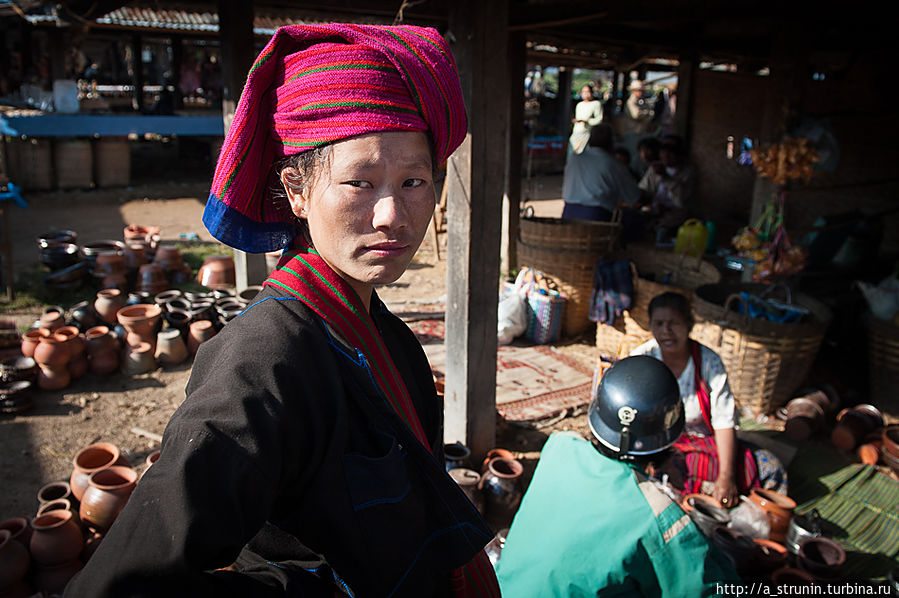 Рынок на воде Озеро Инле, Мьянма