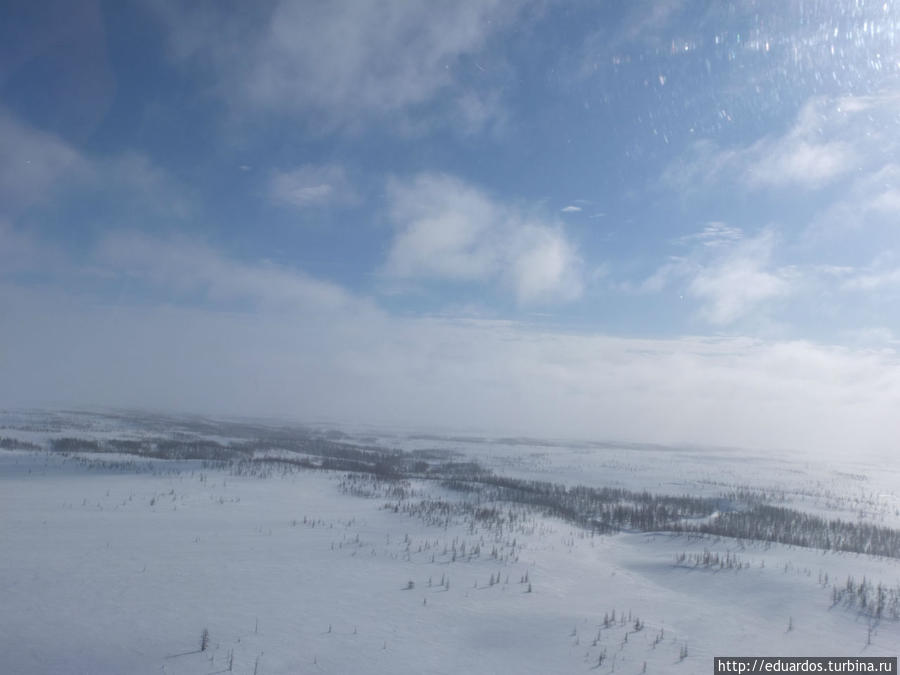 Над тундрой на Colibri Игарка, Россия Над тундрой на Colibri Игарка, Россия