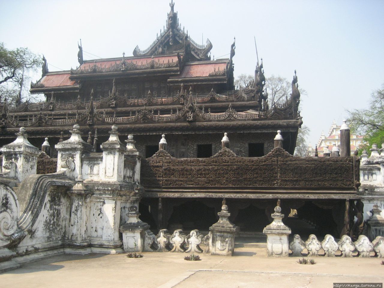 Монастырь Швенандо / Shwenandaw Monastery