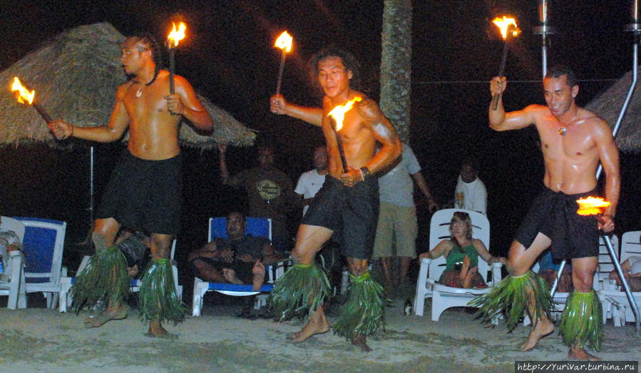 Танцы с огнем — в крови каждого фиджийца Остров Дравака, Фиджи