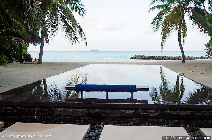 Самый лучший отель на Мальдивах Ритхи Ра, Мальдивские острова