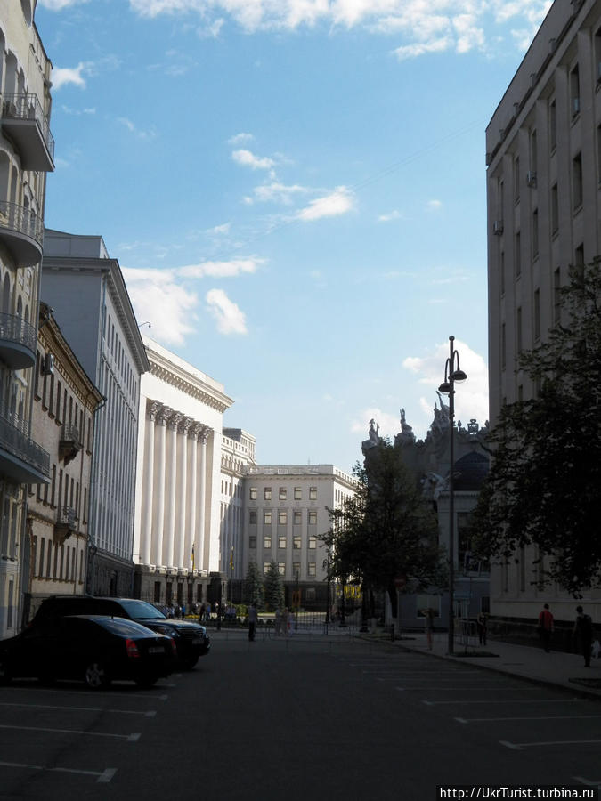 Интересные места Киева — Дом с химерами Киев, Украина
