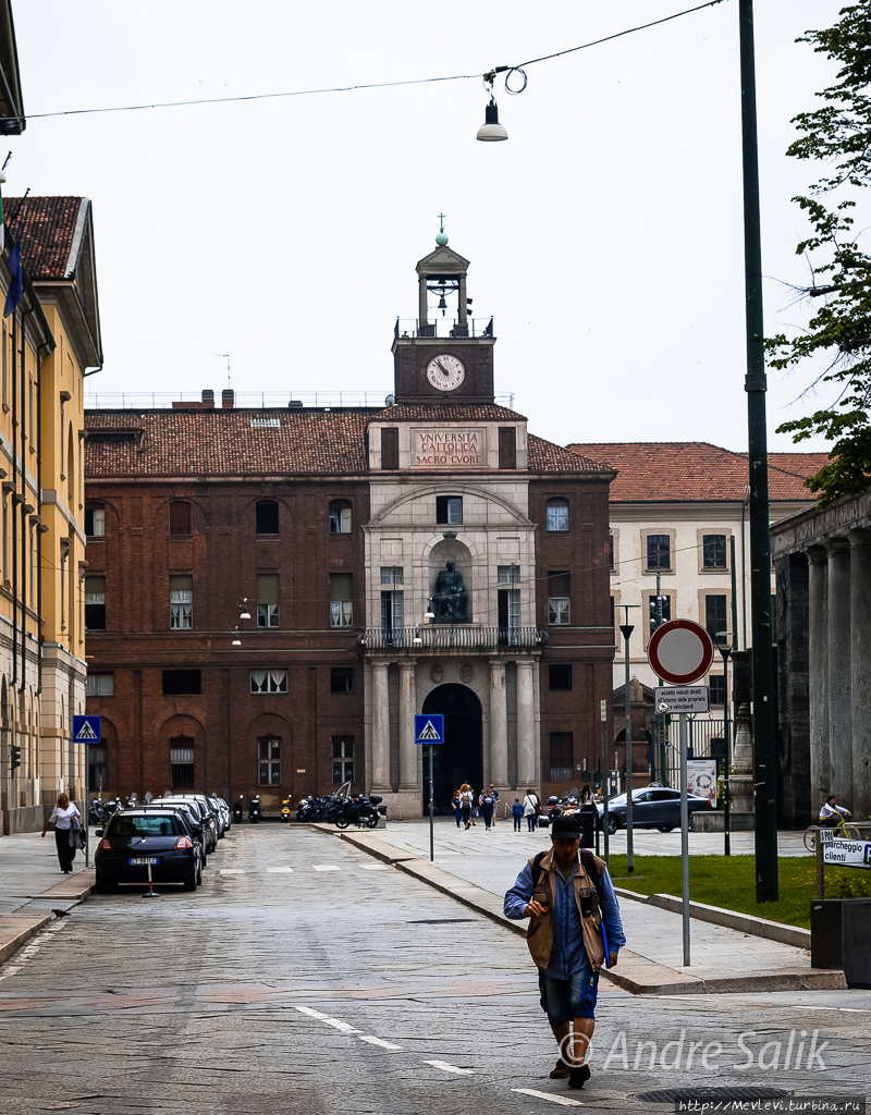 Велосипедная прогулка по Милану Милан, Италия Велосипедная прогулка по Милану Милан, Италия