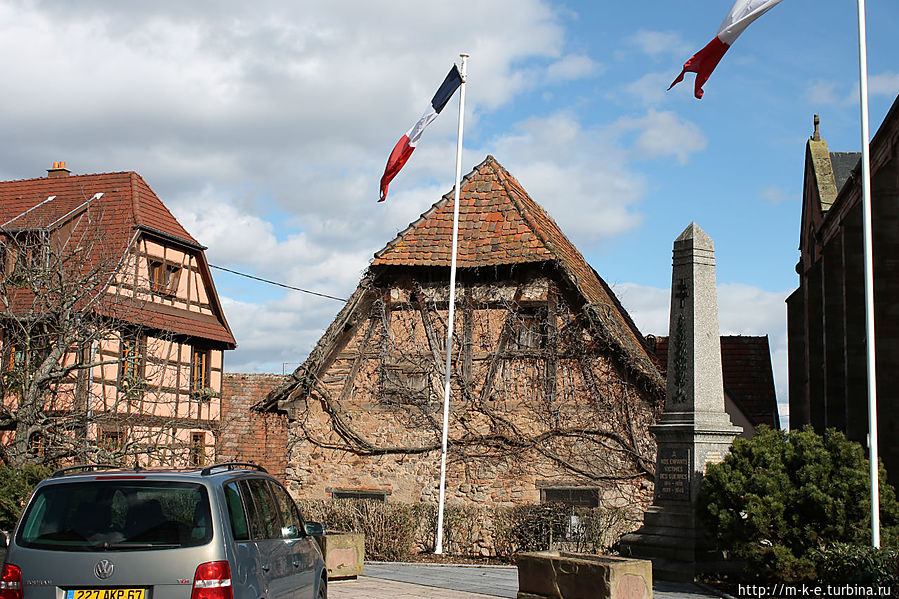 Деревня, обнесенная крепостной стеной Дьефенталь, Франция