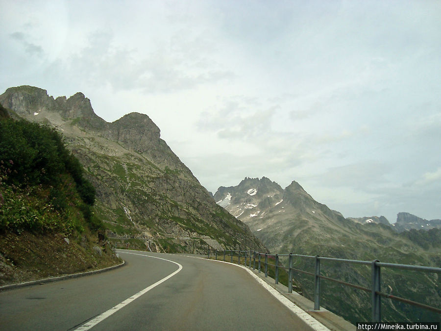 Горный перевал Susten Pass Кантон Ури, Швейцария