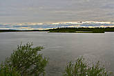 Река Паз в этих местах широка и норвежский берег еще далеко