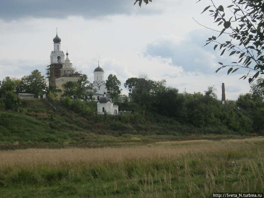 Вид на Благовещенский монастырь Киржач, Россия