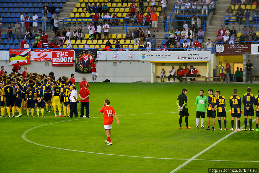 Матч постаревших легенд Паламос, Испания Матч постаревших легенд Паламос, Испания