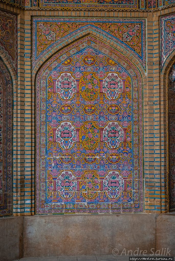 Иран. Шираз. Мечеть Насир аль-Мульк Шираз, Иран Иран. Шираз. Мечеть Насир аль-Мульк Шираз, Иран