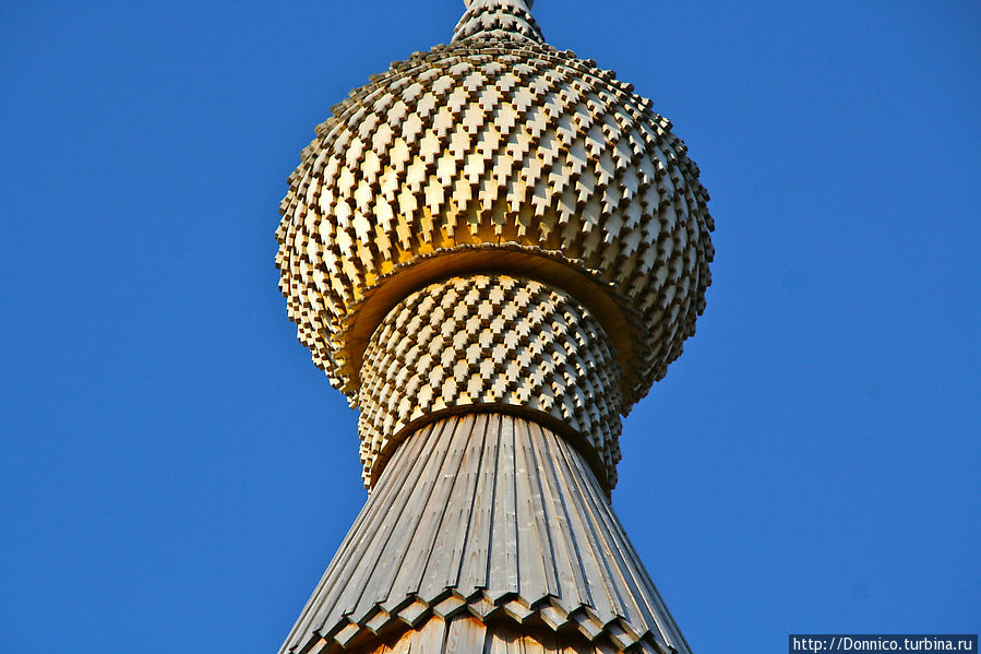 Трифонов-Печенгский монастырь Печенга, Россия Трифонов-Печенгский монастырь Печенга, Россия