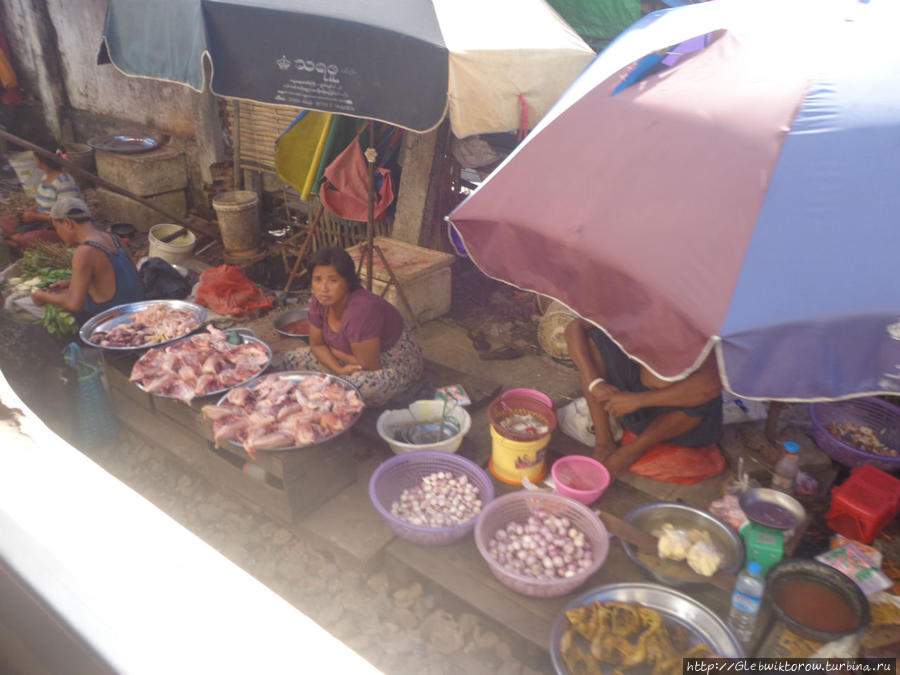 Market Thiri Myaing Янгон, Мьянма