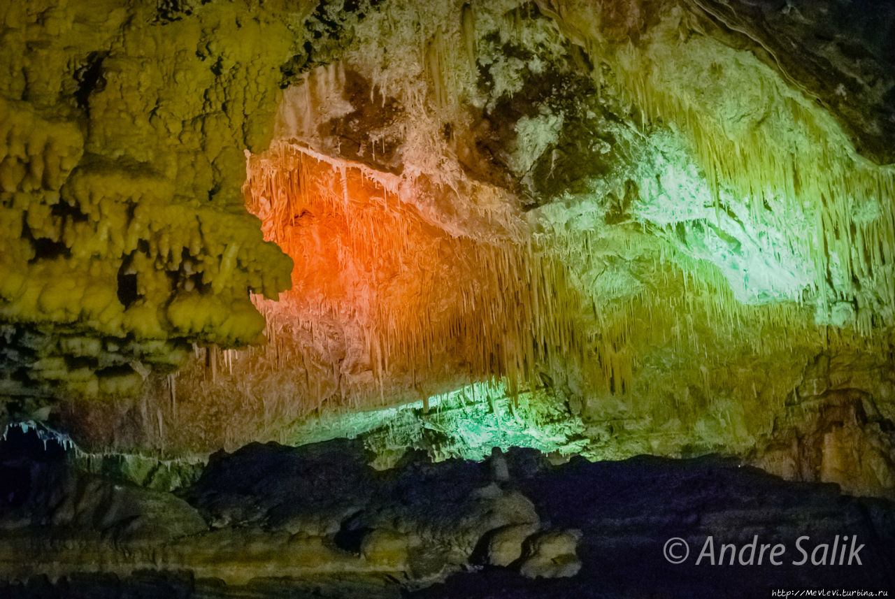Пещера Али-Садр Керманшах, Иран