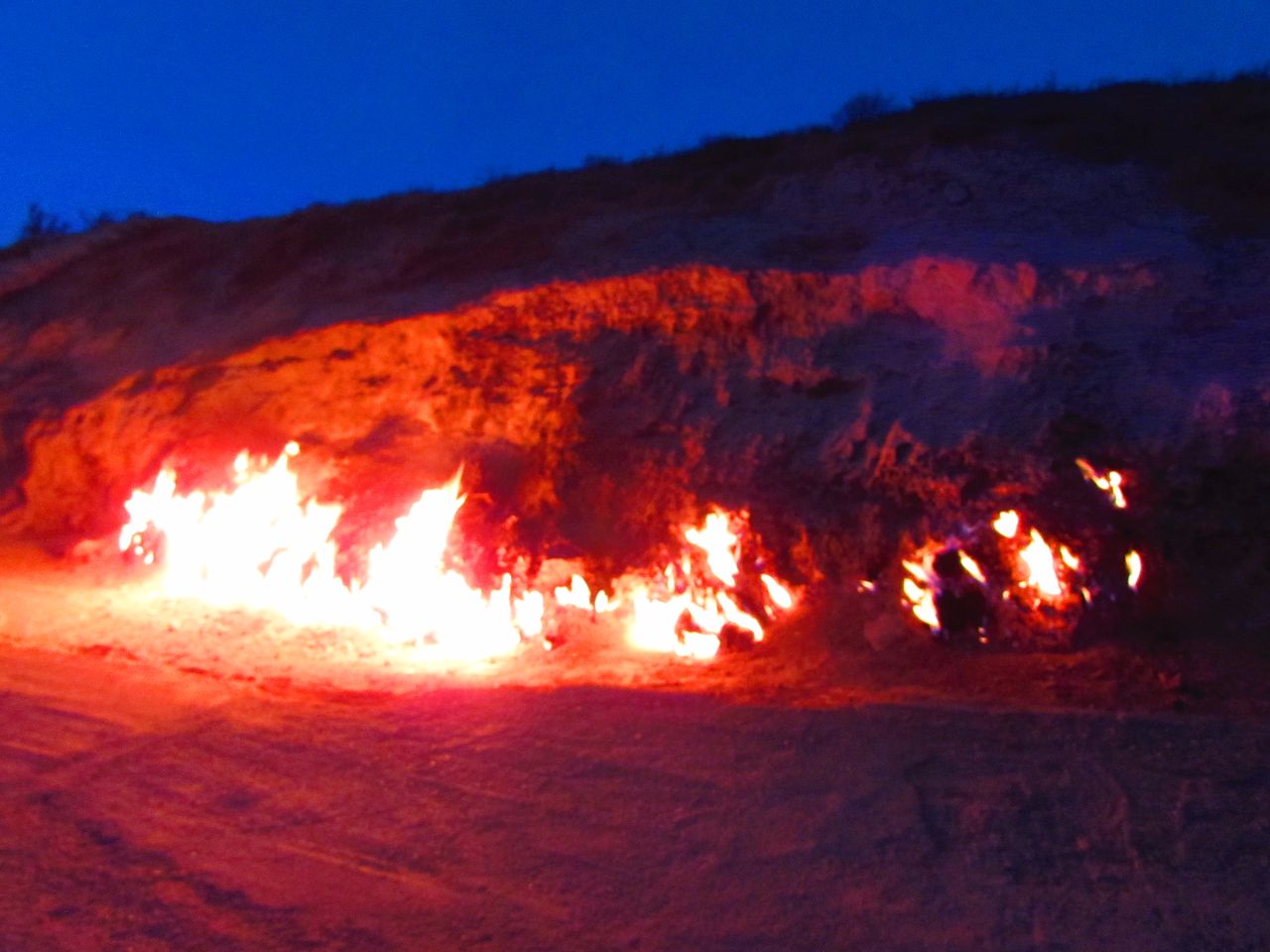 А у Вас горела земля под ногами? ЯнарДаг — гиена огненная Дигах (Мехеммеди), Азербайджан