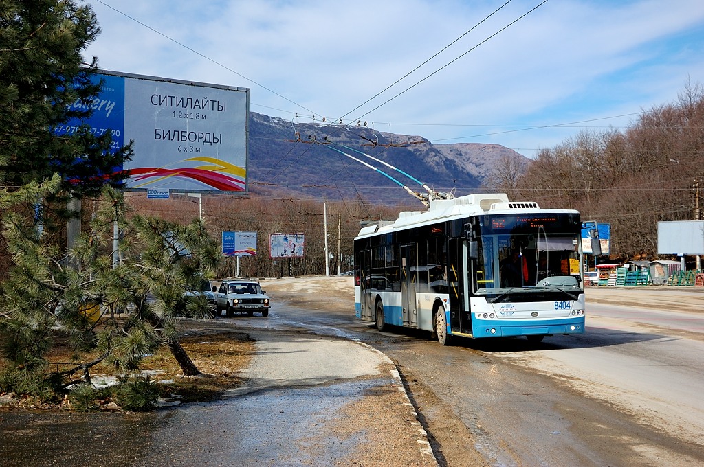 Памятник крымскому троллейбусу Алушта, Россия