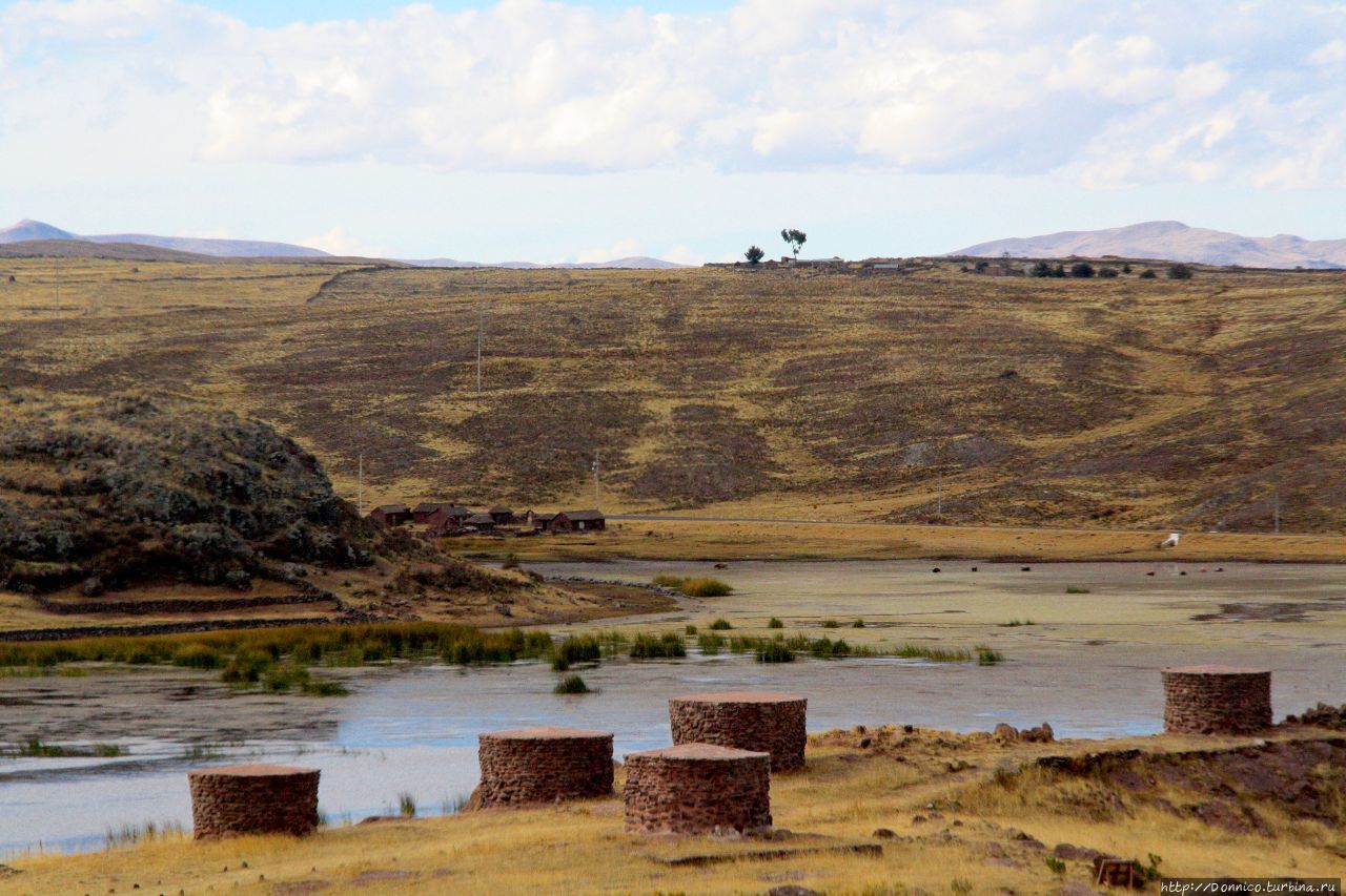 Сильюстани захоронение Лагуна Умайо, Перу