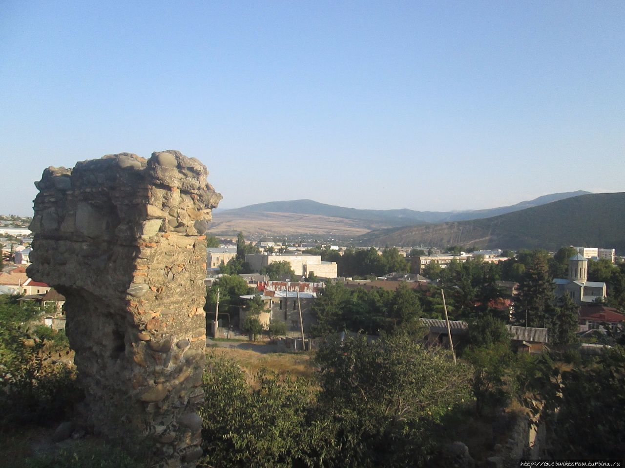 Прогулка около крепости Гори, Грузия