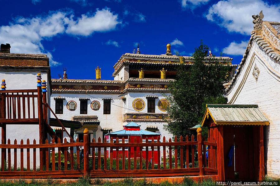 Действующий буддийский монастырь, Монголия Каракорум, Монголия