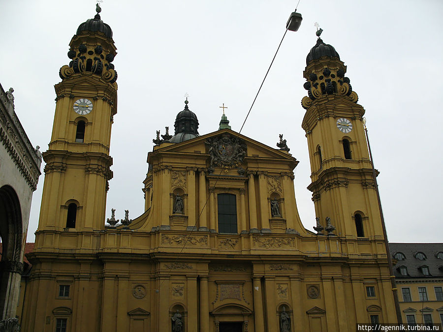 Театинеркирха Театинеркирха