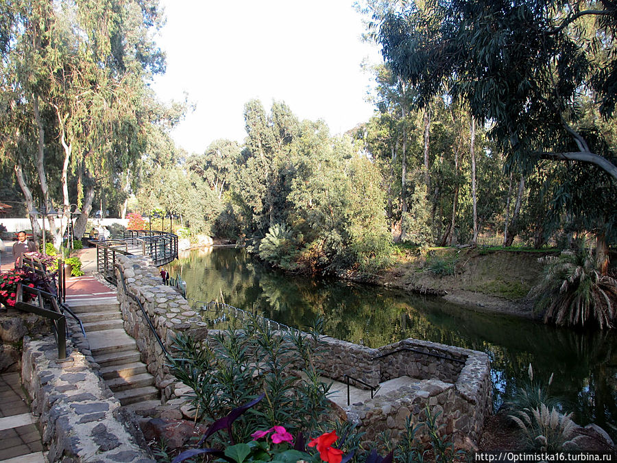 Последний в экскурсии, но не последний по значимости пункт Ярденит (Место Крещения), Израиль