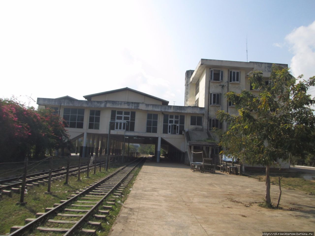Городской железнодорожный вокзал Лойко, Мьянма