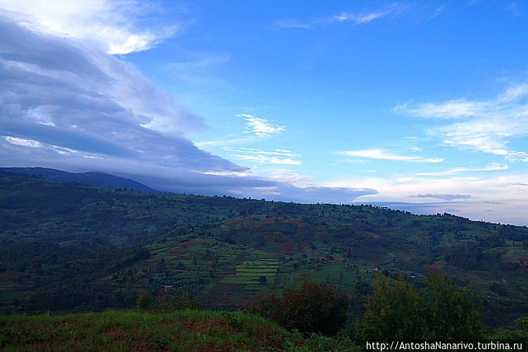 Страна 2638 Холмов Провинция Кайанза, Бурунди