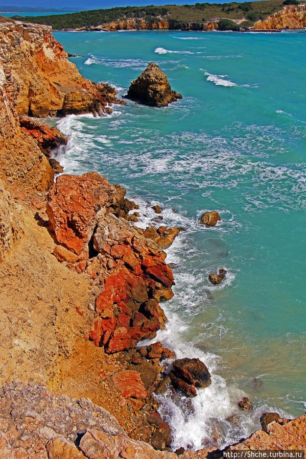 Кабо Рохо — отвесные скалы 