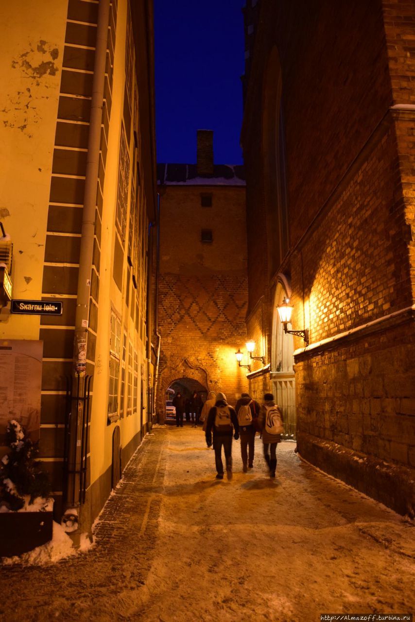 Ночная Рига зимой Рига, Латвия Ночная Рига зимой Рига, Латвия