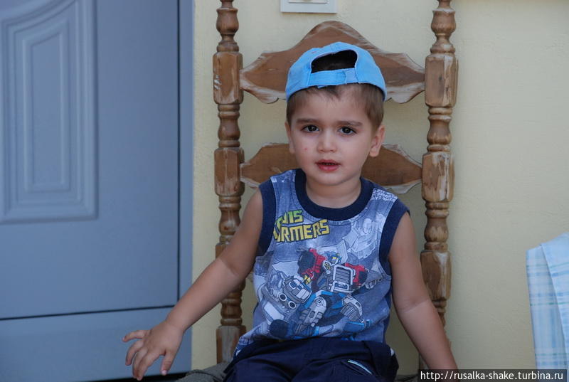 От центральной площади гуляю в разные стороны Ираклион, Греция От центральной площади гуляю в разные стороны Ираклион, Греция