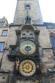 Астрономические часы на башне Староместской ратуши more here — http://pragagid.ru/staromestskie-astronomicheskie-chasy-9#more-9