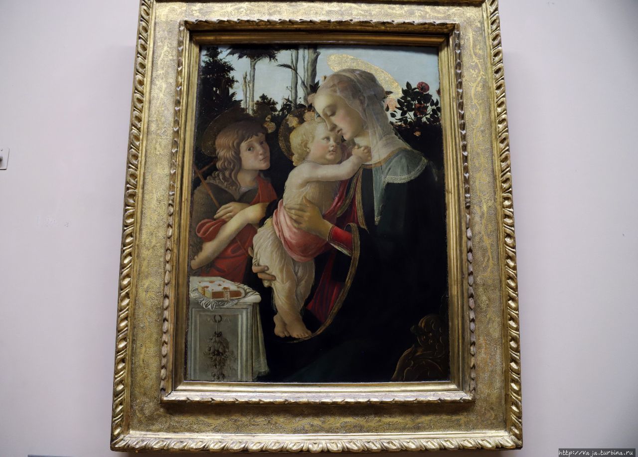 Сандро Боттичелли. Мадонна с маленьким Иисусом и Иоанном Крестителем Париж, Франция