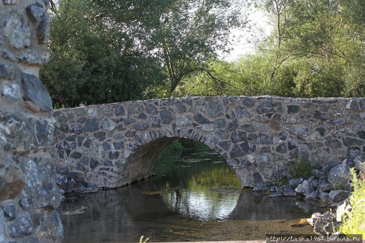 Мост у Святого источника. Старое Вечканово, Россия