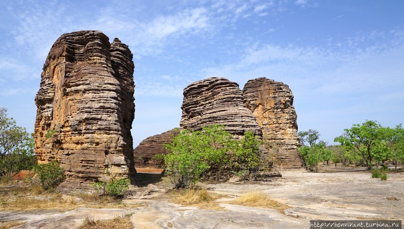 Скалы Синдоу Буркина-Фасо