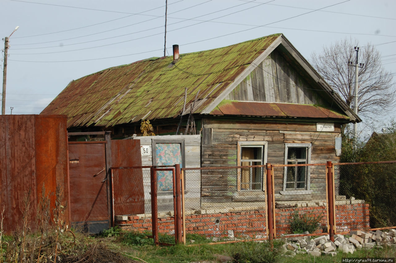 Дополнительная красота деревянного дома-хвалынские наличники Хвалынск, Россия