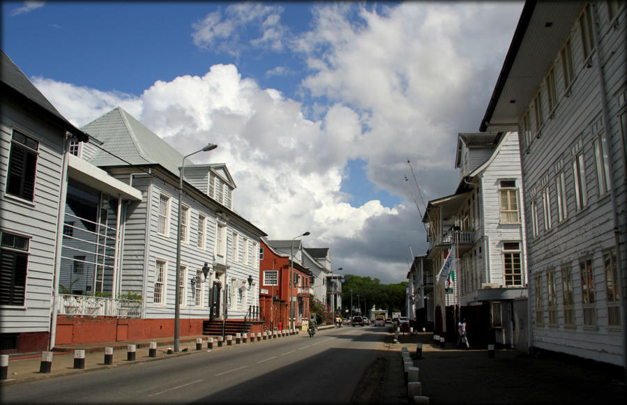 Парамарибо — город утренней зари Парамарибо, Суринам