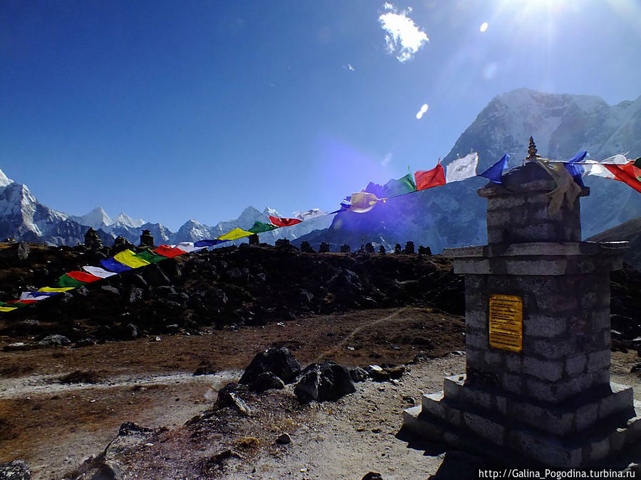 обелиски... Непал