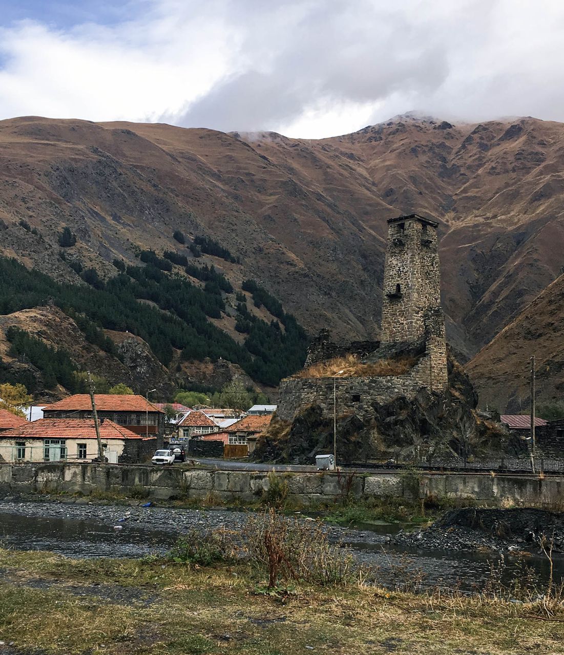 В горах Большого Кавказа Гудаури, Грузия