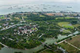 Парк Gardens by the Bay