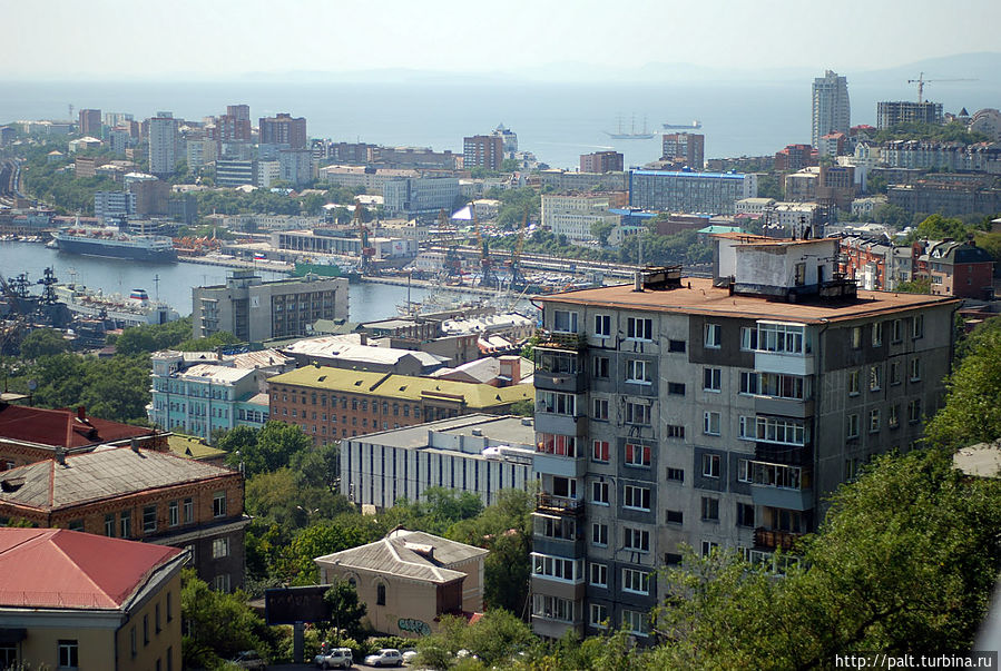 На Владивосток с его сопок можно любоваться бесконечно На Владивосток с его сопок можно любоваться бесконечно