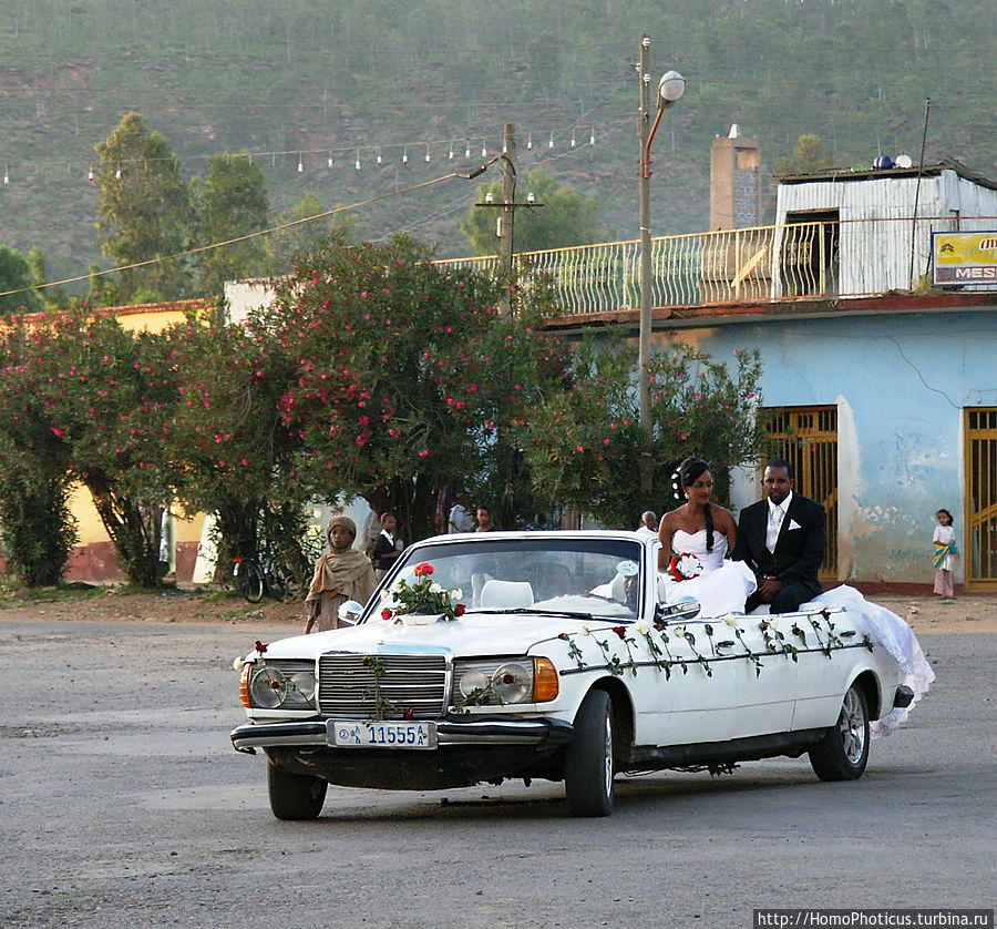 Свадебный кортеж:) Аксум, Эфиопия