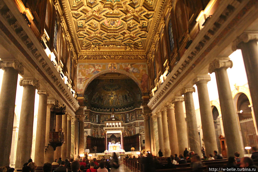 Церковь Санта-Мария-ин-Трастевере Рим, Италия