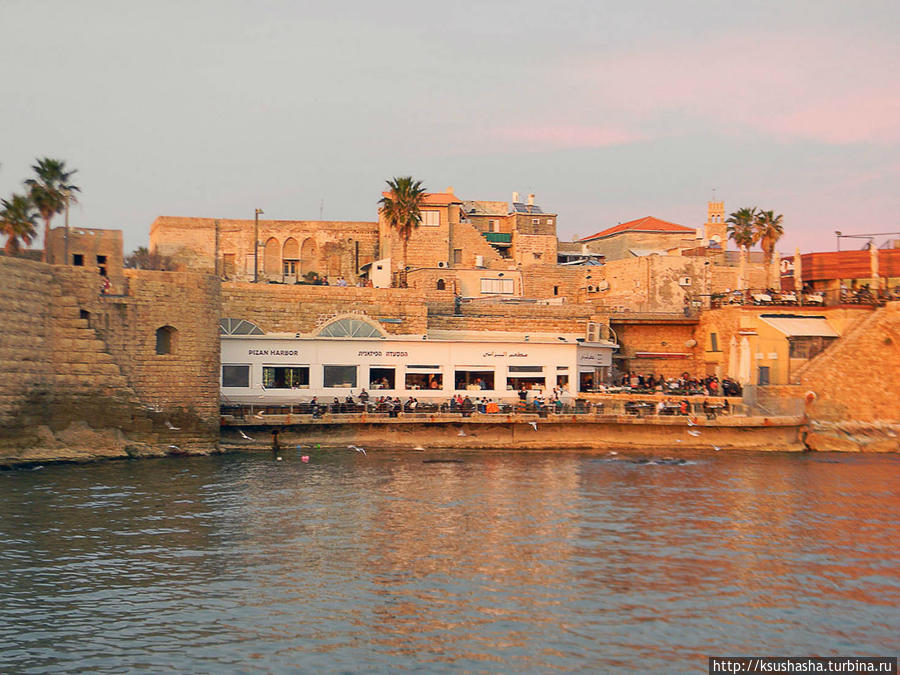 Пизанский порт — о нем теперь напоминает лишь название популярного ресторана Акко, Израиль